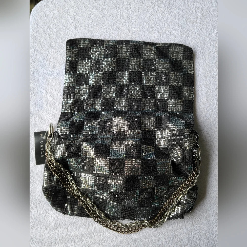 NWT UK2LA Black and Silver Sequin Purse cross  body clutch with Chain Strap - Picture 9 of 14